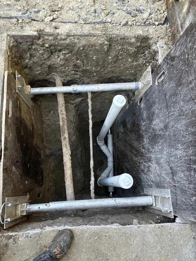 Experienced plumber completing Gas Line Repair work in Lula